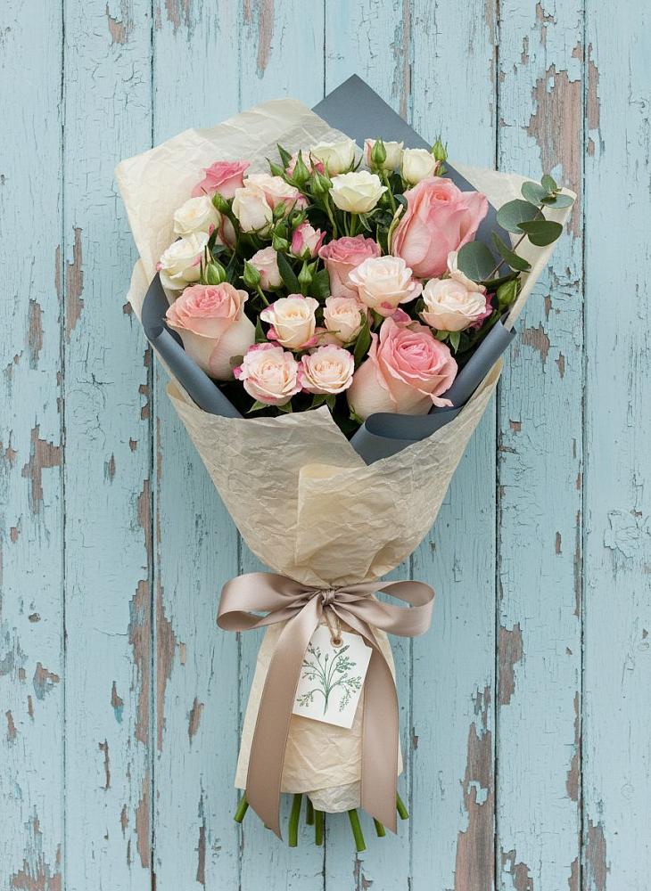 Букет цветов из: Розы в Лобва