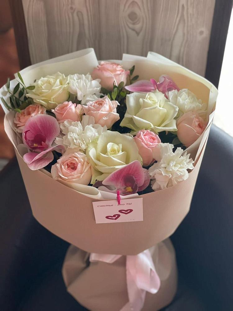 Букет цветов из: Орхидеи, Розы и Гвоздики в Лобва