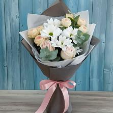 Букет цветов из:  Хризантемы и Розы в Лобва