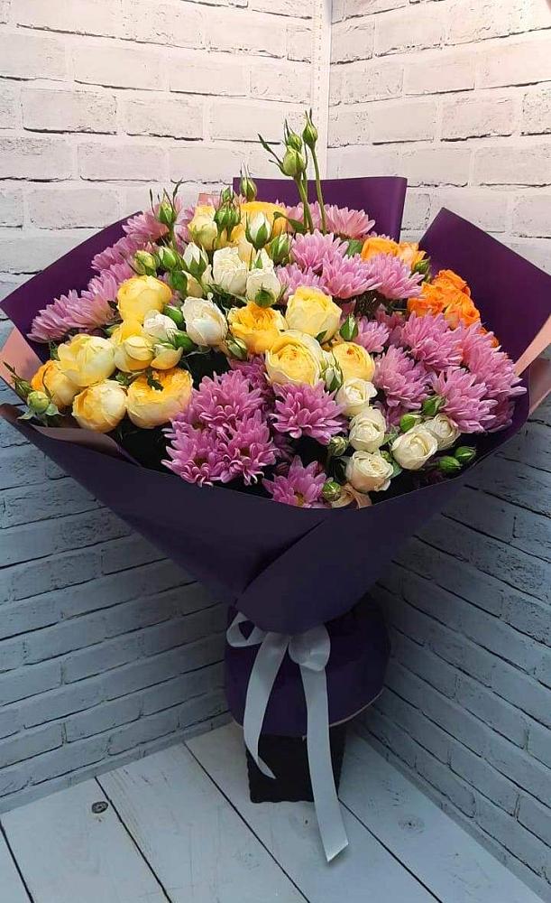 Букет цветов из: Хризантемы и Розы в Лобва