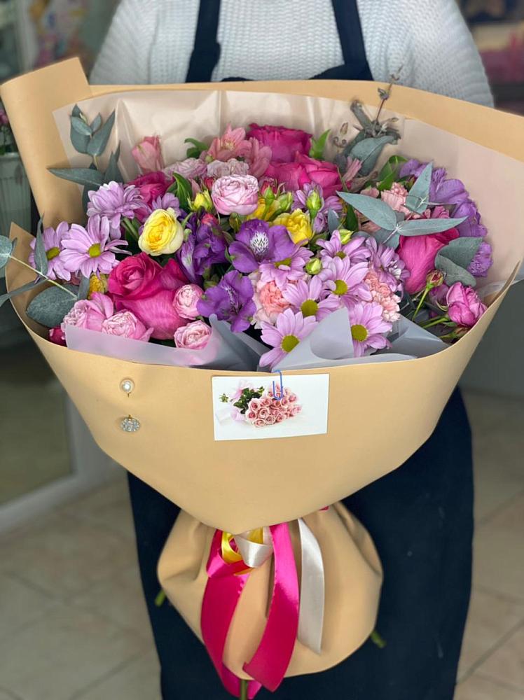 Букет цветов из: Хризантемы, Гвоздики и Альстромерии в Лобва