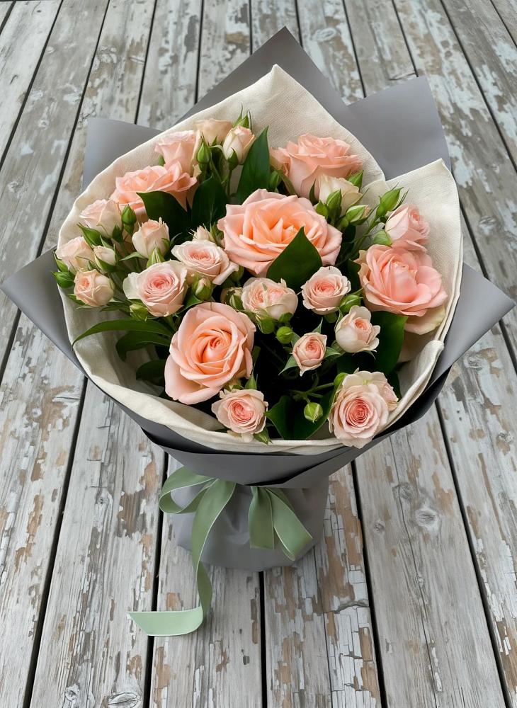 Букет цветов из: Розы в Лобва