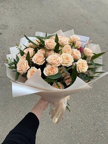 Букет Кремовые розы Латте в Лобва