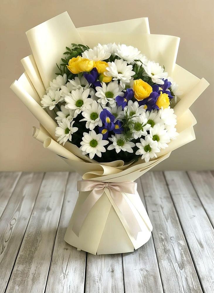 Букет цветов из: Ирисы, Хризантемы и Розы в Лобва